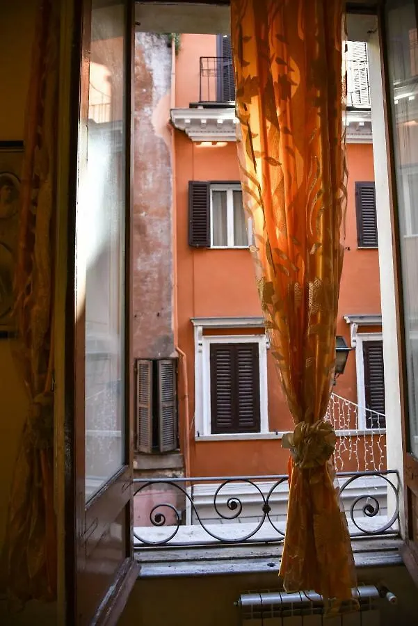 Stylish Apartment In Central Rome 