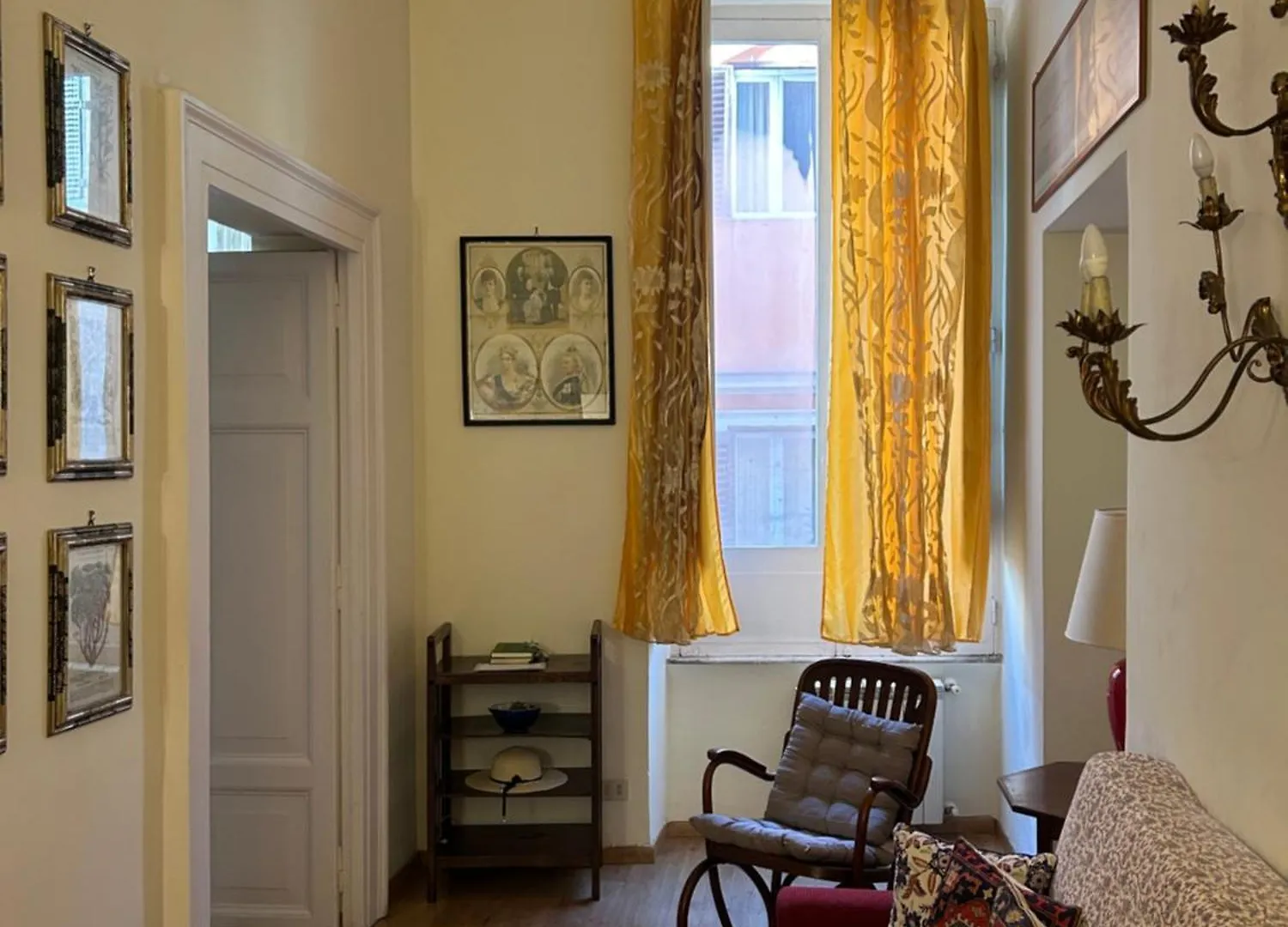 Stylish Apartment In Central Rome 
